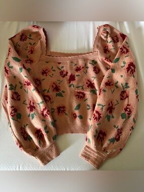 Willow & Wind Floral Square Neck Sweater
